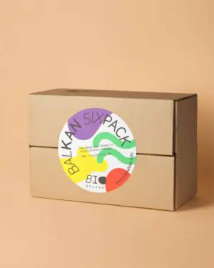 Das Balkan Sixpack, ein Mix aus pikanten Bio Aufstrichen aus der Balkan-Region von BioBalkan