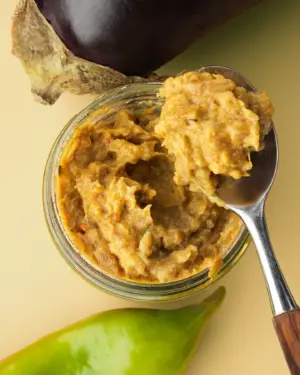 Ein Blick ins Glas von Bio Malidano pikant von BioBalkan